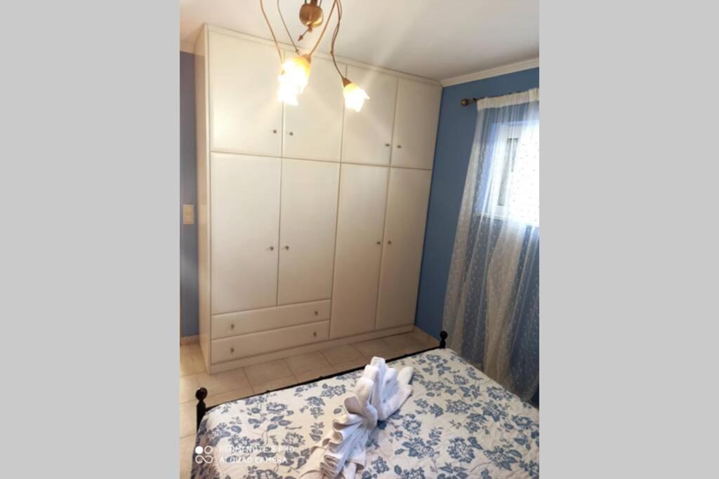 Jilda S Apartment With Private Garden! 나플리오 외부 사진